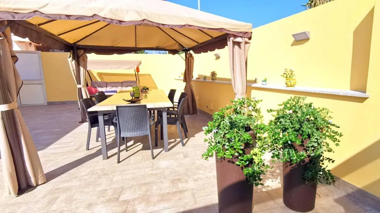 La Villa Trinacria Giardini-Naxos