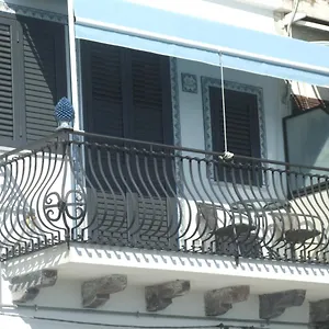 Casa Nicole Fronte Mare Giardini Naxos